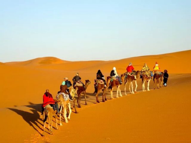 https://www.moroccodesertvip.com/wp-content/uploads/2018/11/IMG-20150823-WA0009-640x480.jpg
