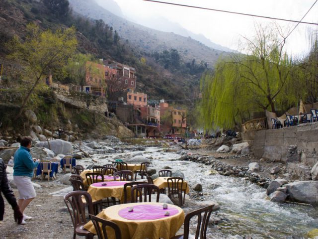 https://www.moroccodesertvip.com/wp-content/uploads/2018/11/setti-fatma-800x600-640x480.jpg