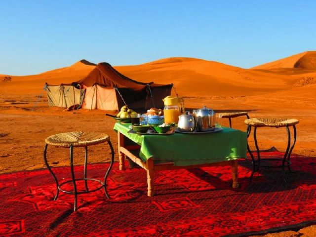 https://www.moroccodesertvip.com/wp-content/uploads/2019/01/bivouac-desert-camp-1111-640x480.jpg